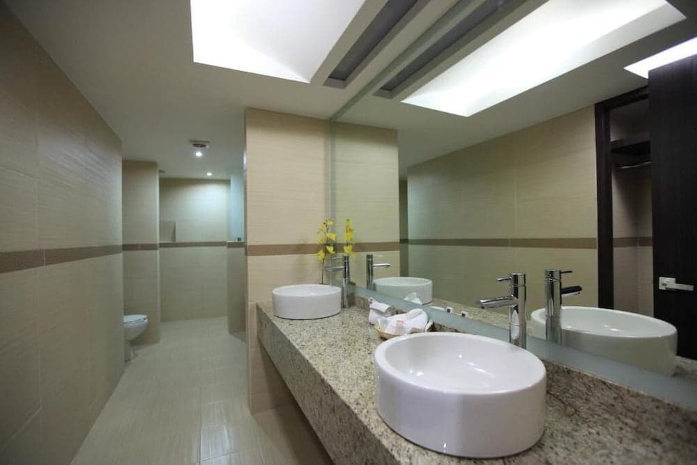 Hotel Astor — 24