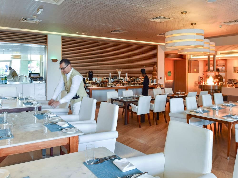 Raffles Dubai — 30