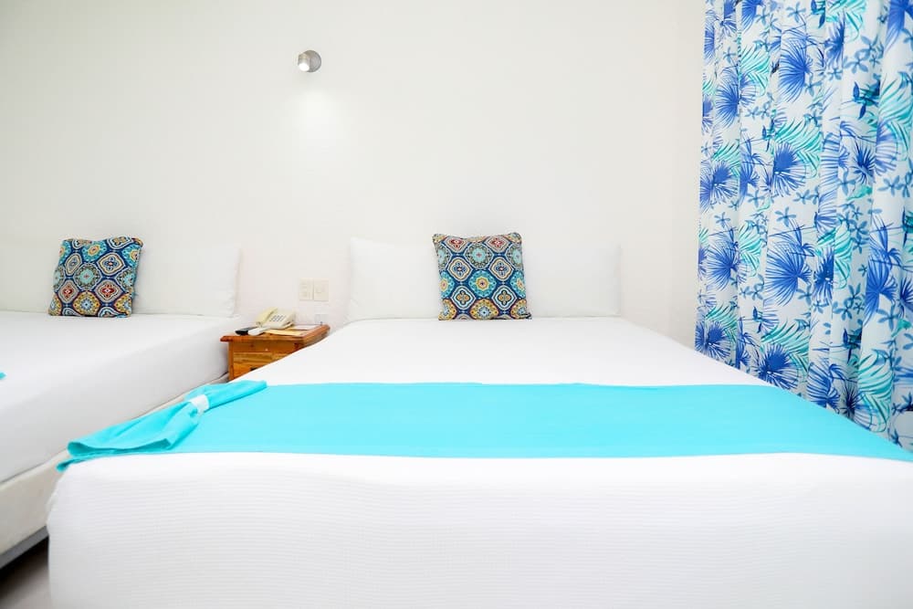 Hotel Maria de Lourdes Cancun — 11