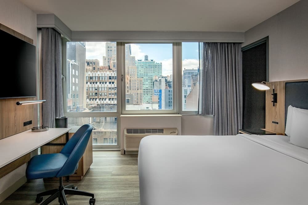 Courtyard New York Manhattan/Times Square West — 8
