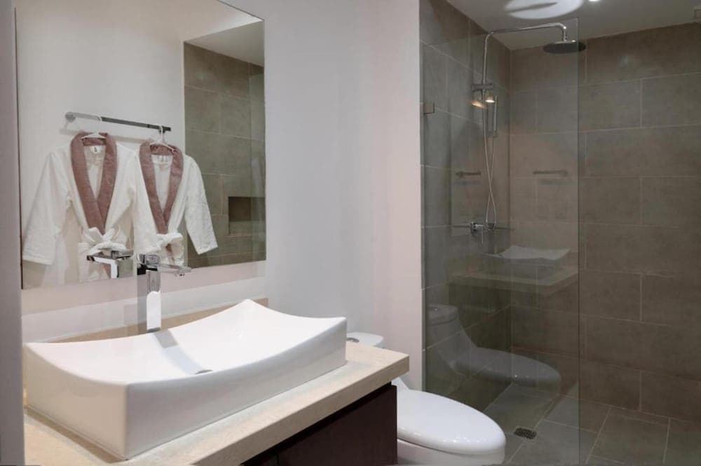 Blue Luxury Kukulkan — 20
