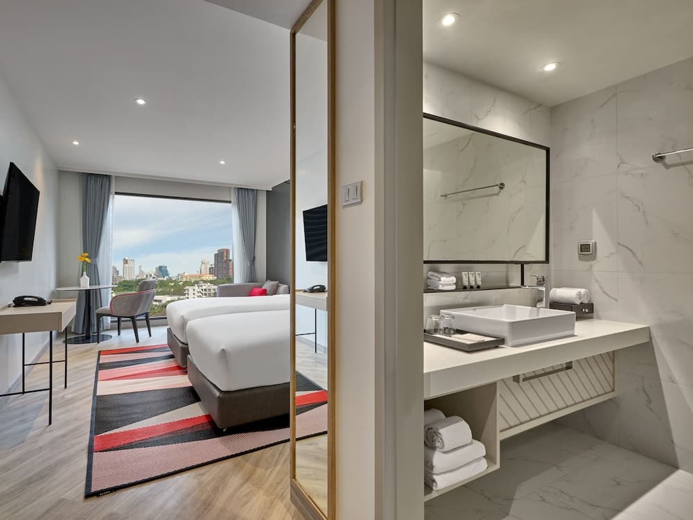 Oakwood Studios Sukhumvit Bangkok — 11