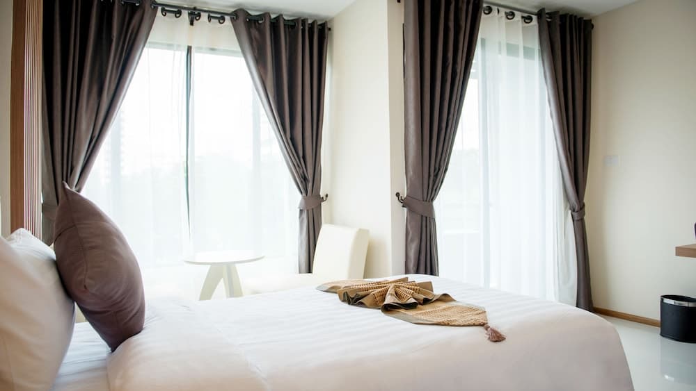 Picnic Hotel Bangkok — 18
