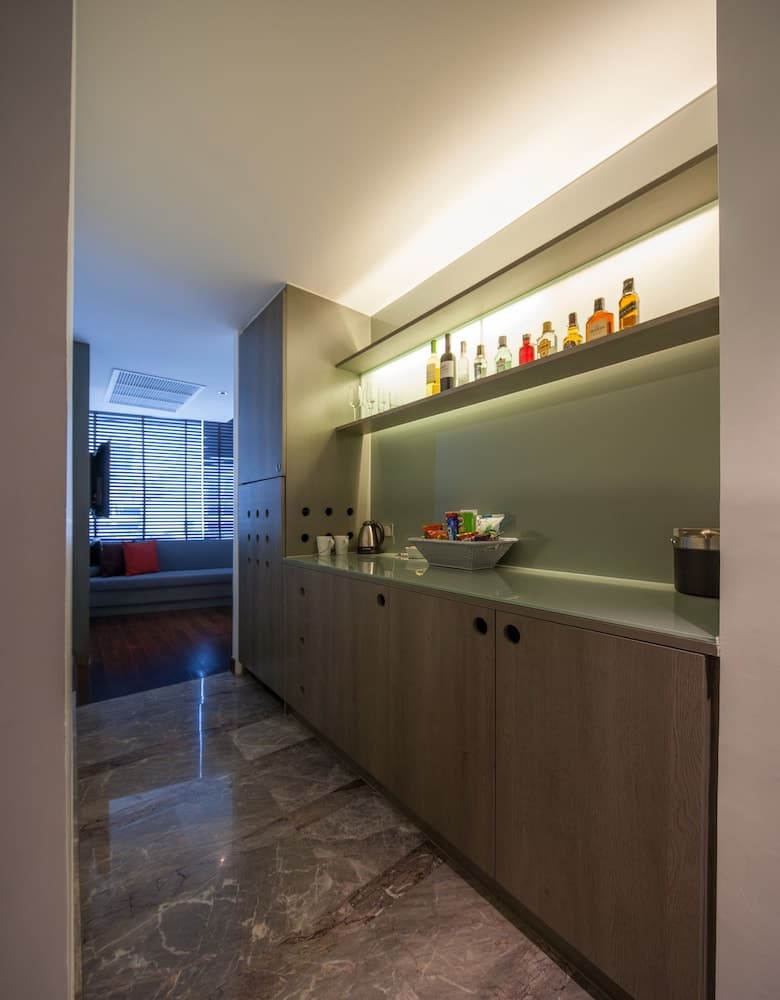 Hotel LiT BANGKOK — 25
