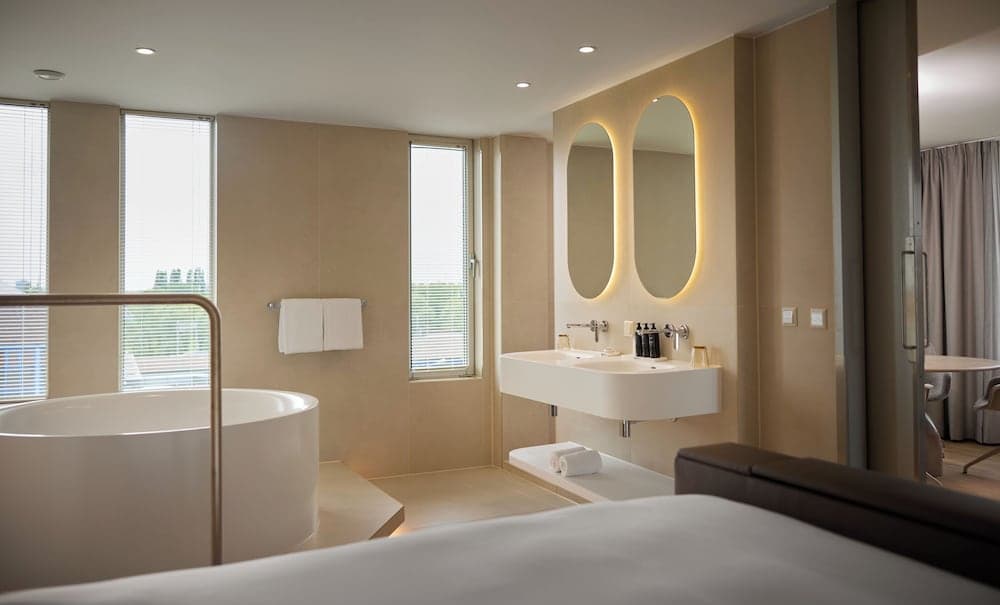 Westcord Art Hotel Amsterdam 4 — 10