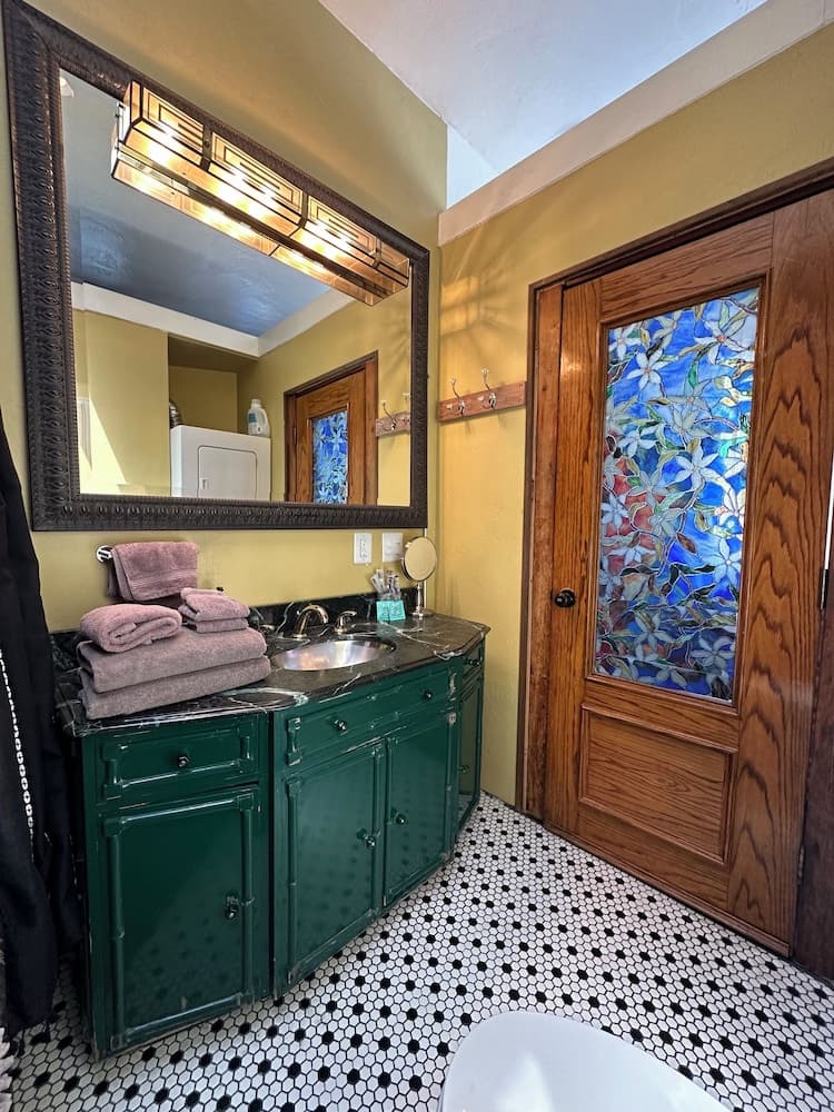 The Rosemary Silverlake — 28