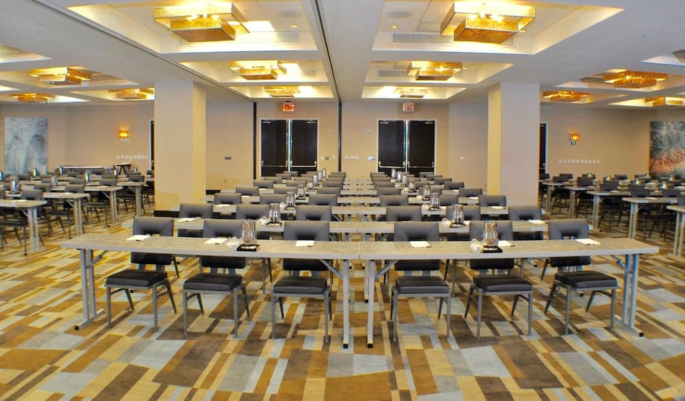 GALLERYone- A DoubleTree Suites by Hilton Hotel — 20