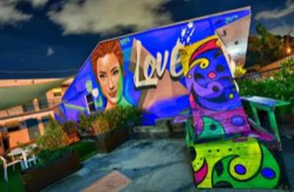 Krym - Studios in Wynwood — 17