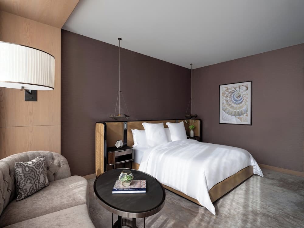 Four Seasons Hotel Dubai International Financial Centre — 24