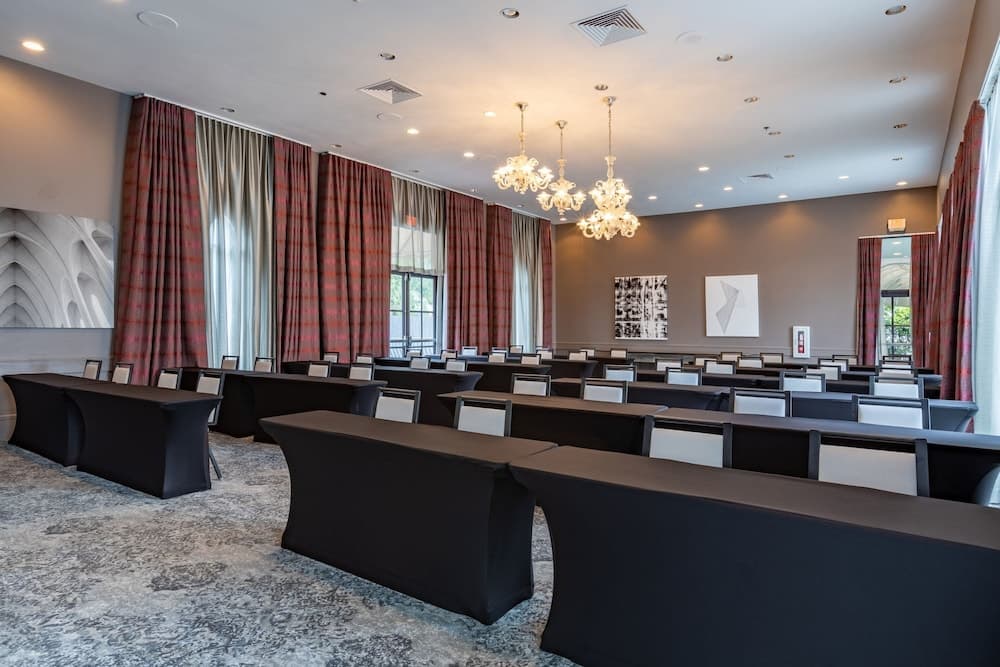 Castello Hotel, Autograph Collection — 30