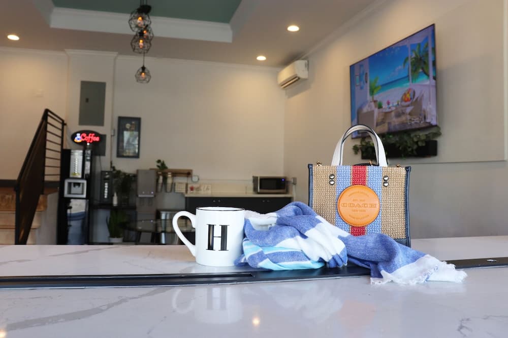 Hometel Suites - Los Angeles (Koreatown) — 19