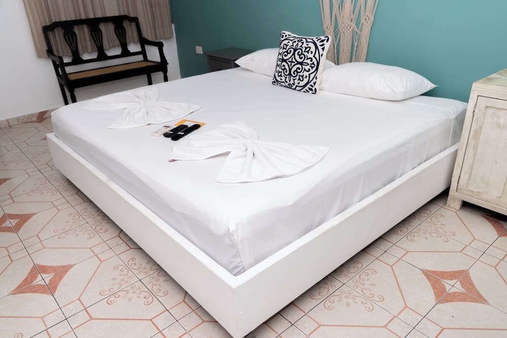 Casa Colonial Vintage Hotel — 12