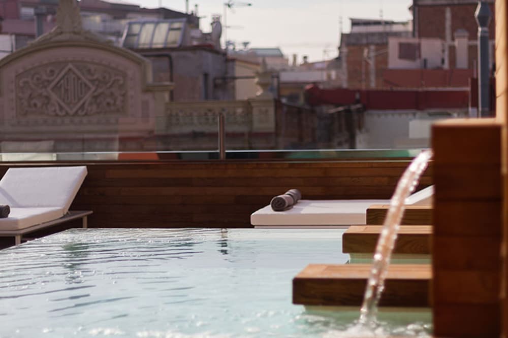 Hotel Well and Come Barcelona — 18