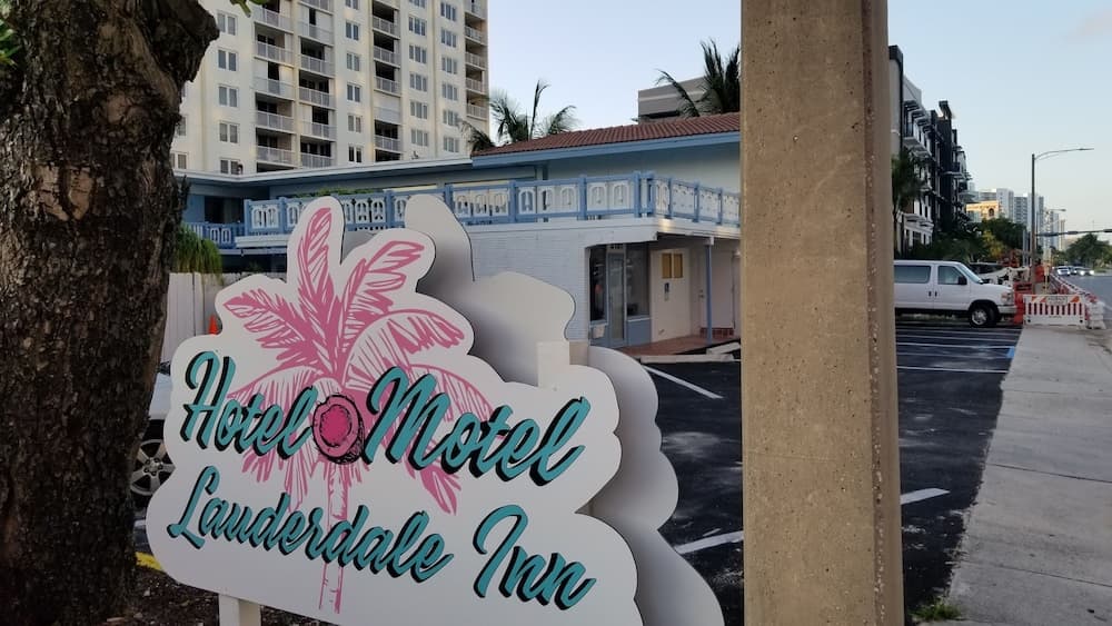 Hotel Motel Lauderdale Inn — 8
