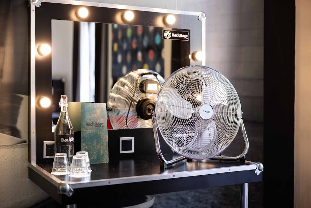 BackStage Hotel Amsterdam — 17