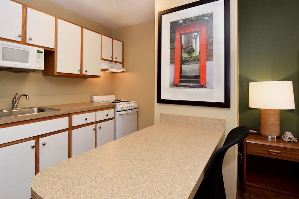 Extended Stay America Suites Ft Lauderdale Cyp Crk NW 6th Wy — 7