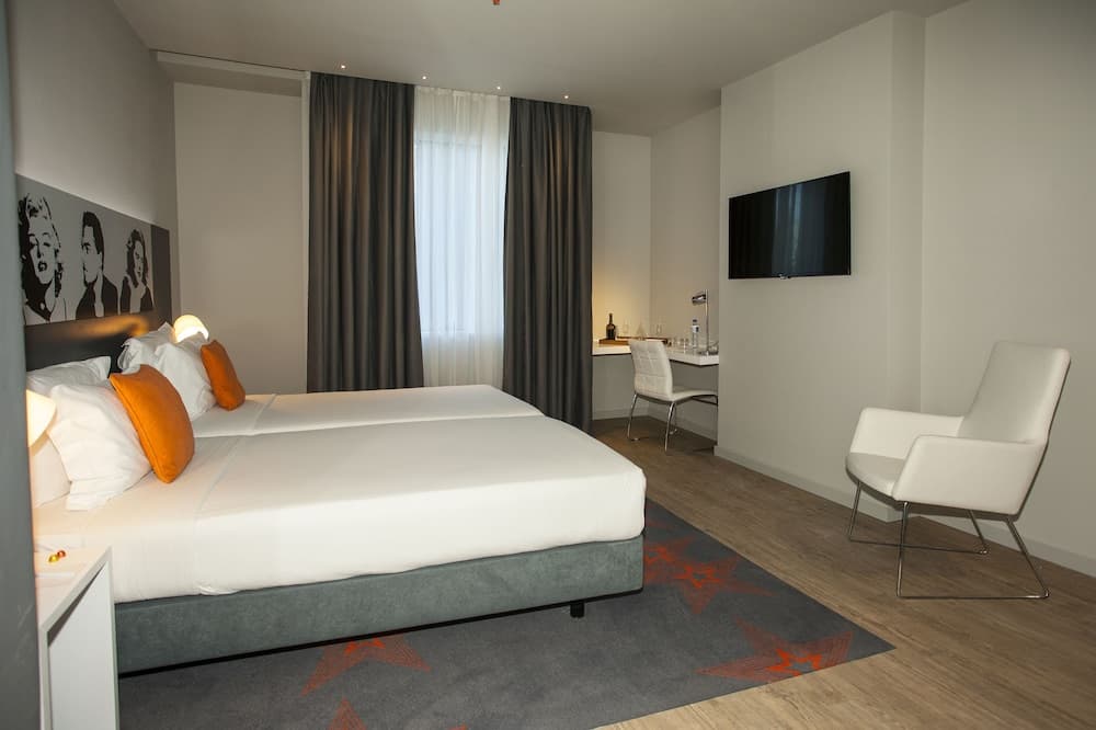 Hotel Star Inn Lisbon Aeroporto — 6