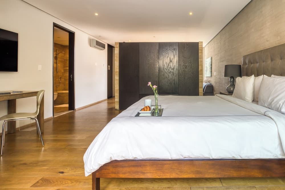 AR 218 Hotel von ULIV — 7