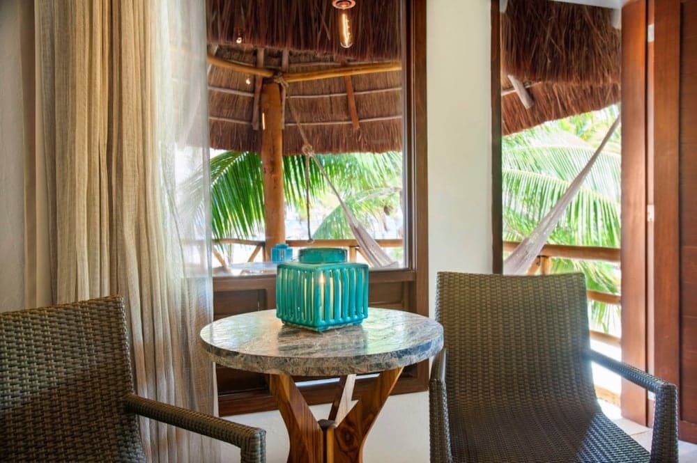 Mahekal Beach Front Resort & Spa — 12