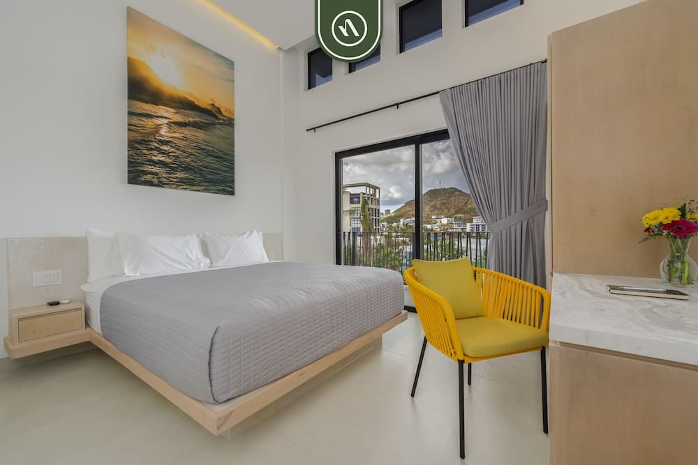 Tower 605 by Naya Homes — 25