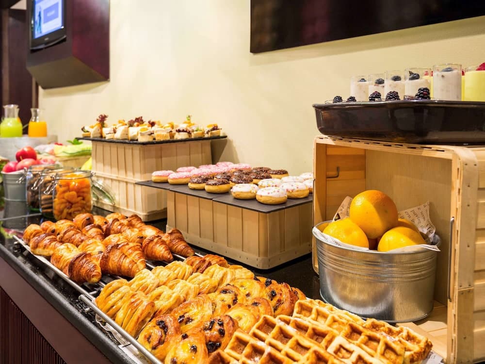 Novotel Deira Creekside Dubai — 8