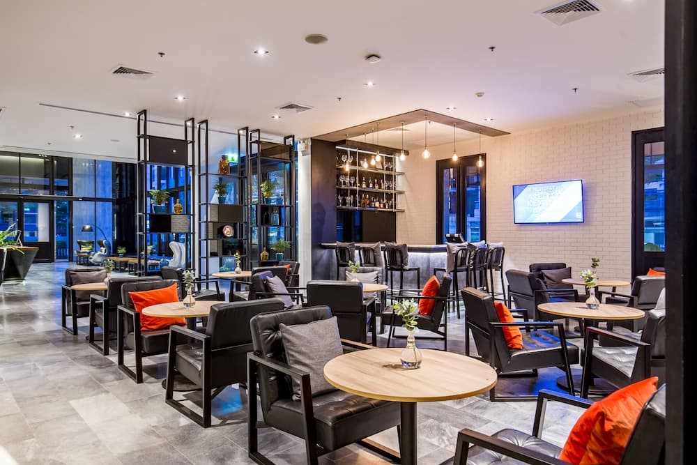 Cross Vibe Sukhumvit Hotel — 22