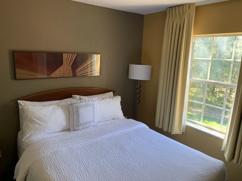 MainStay Suites Tampa Moffitt-USF — 4