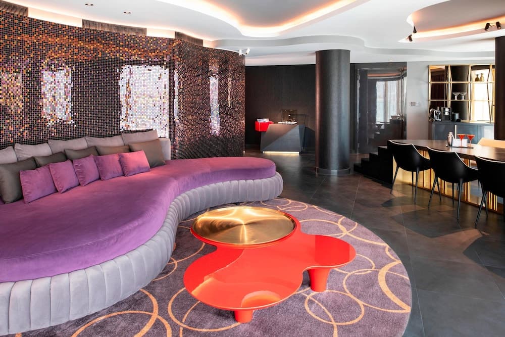 W Dubai - The Palm — 6
