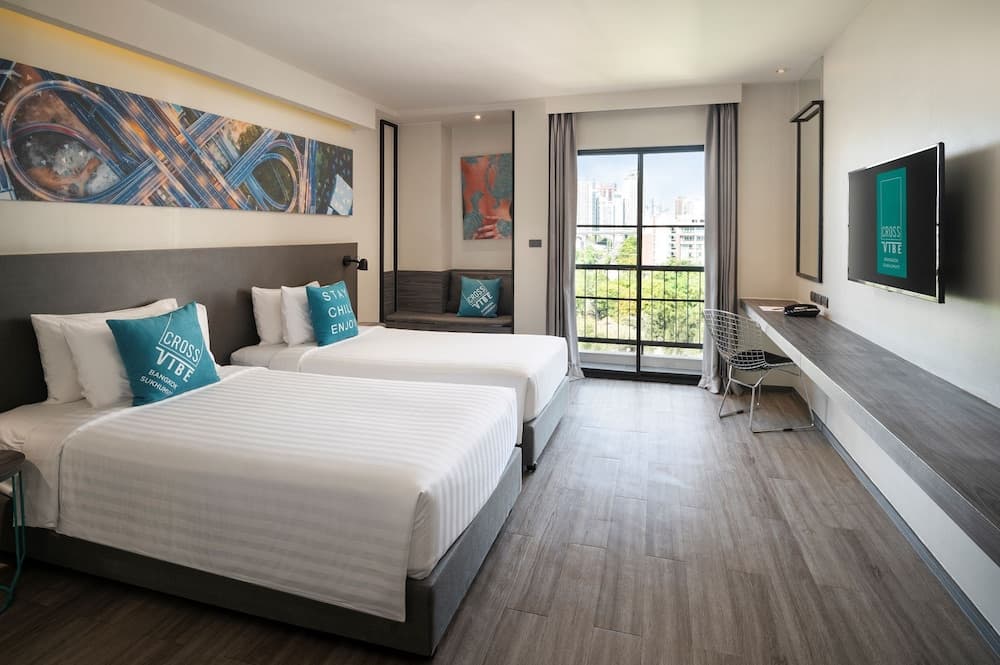 Cross Vibe Sukhumvit Hotel — 18