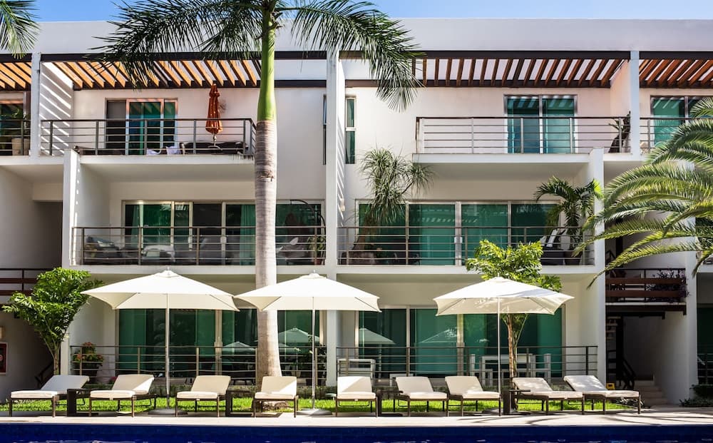 Luxury Condo Boutique — 15