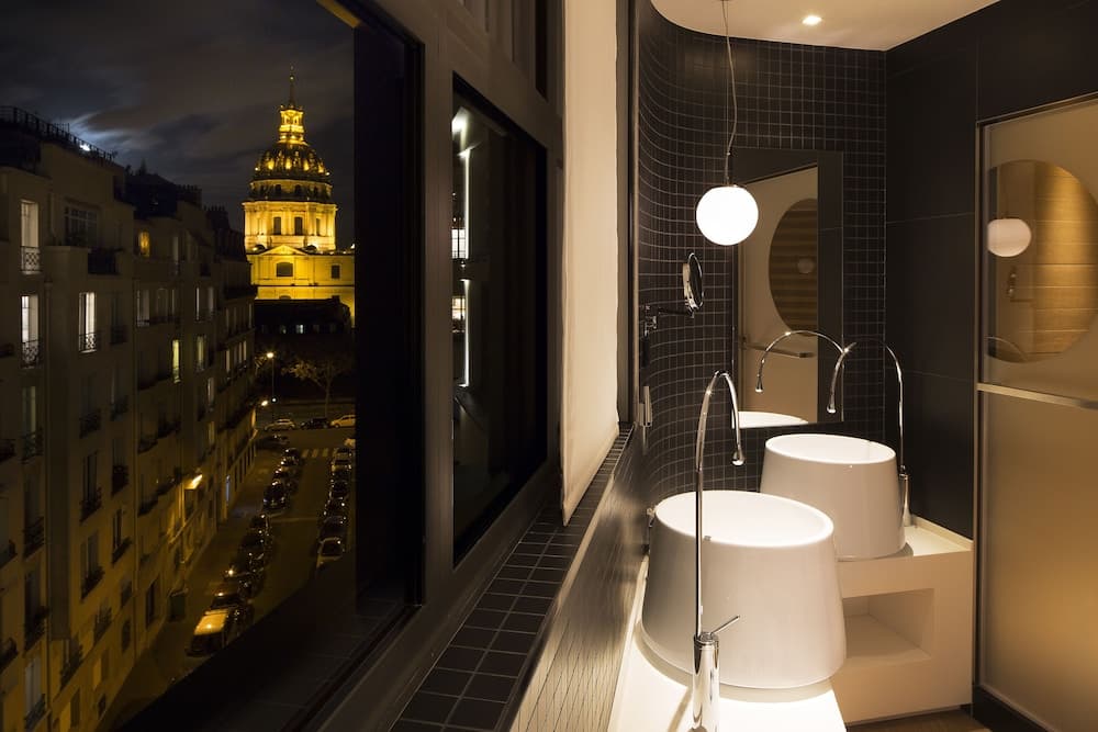 Le Cinq Codet — 8