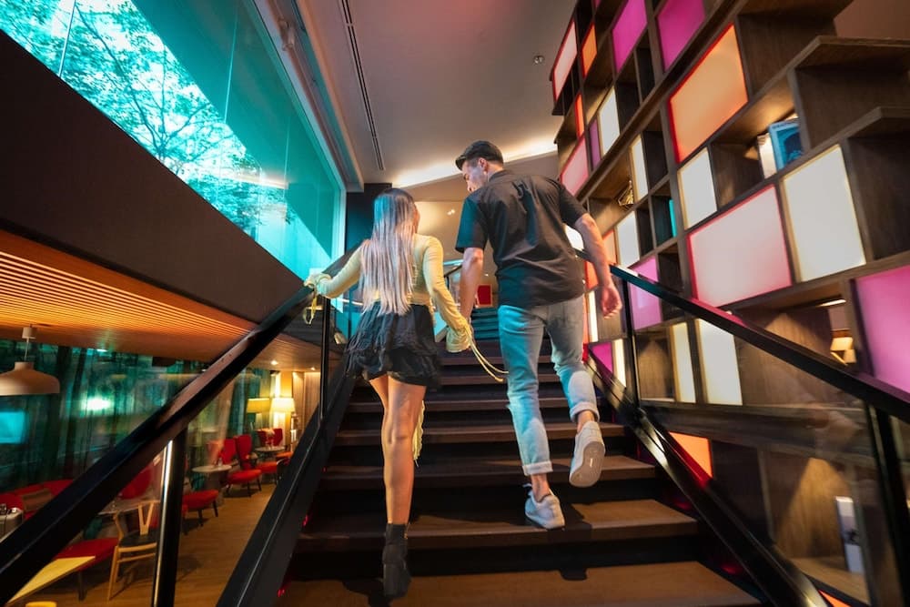 PARK PLAZA BANGKOK SOI 18 — 2