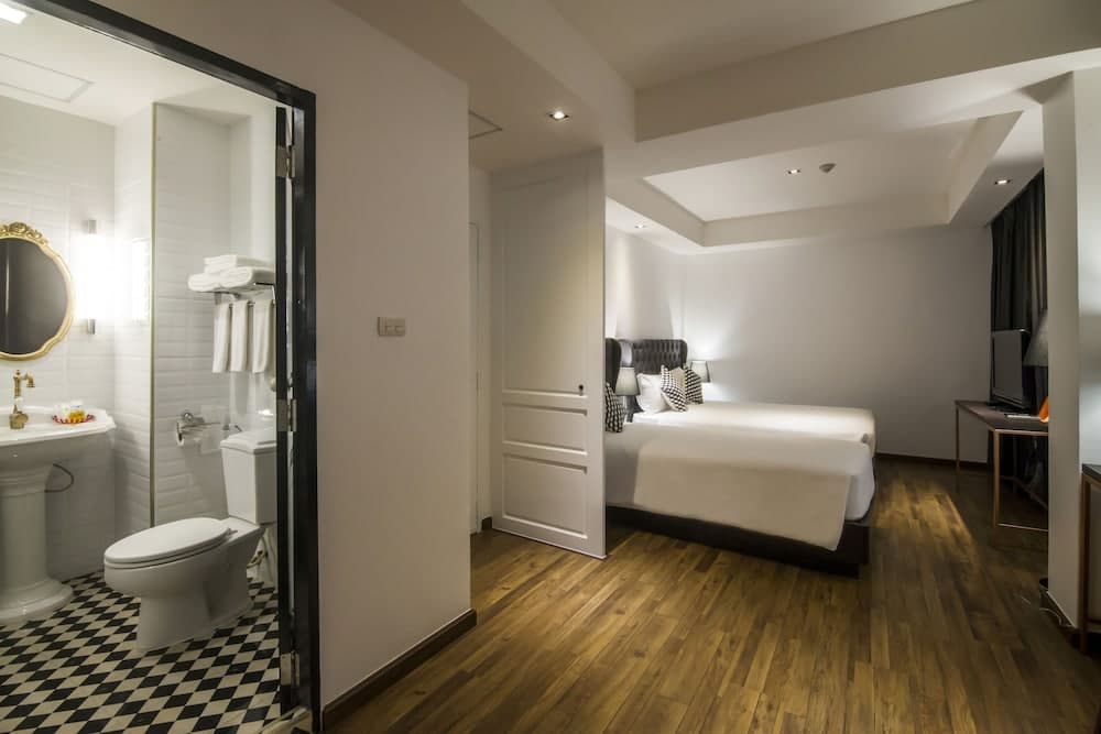 First House Hotel — 23