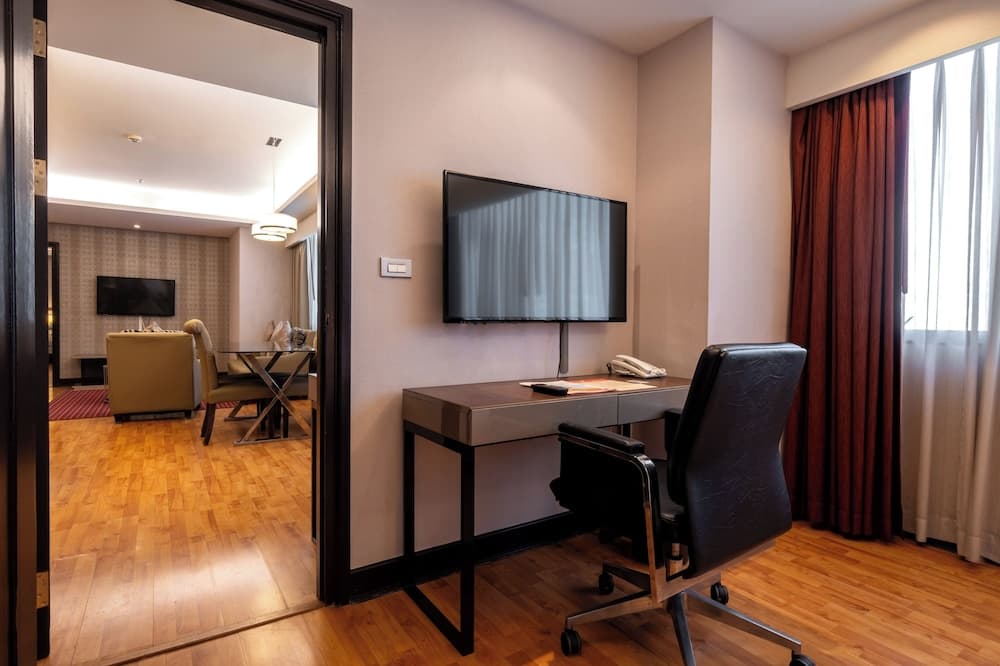 Residences Rembrandt Bangkok — 7