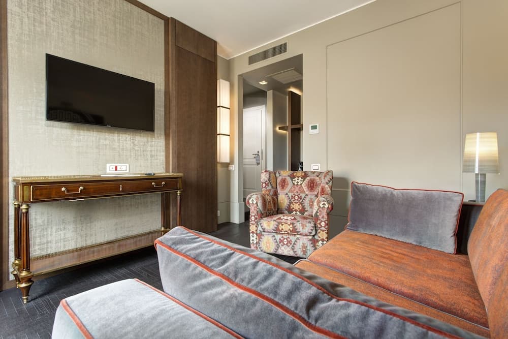 Mascagni Luxury Rooms & Suites — 12