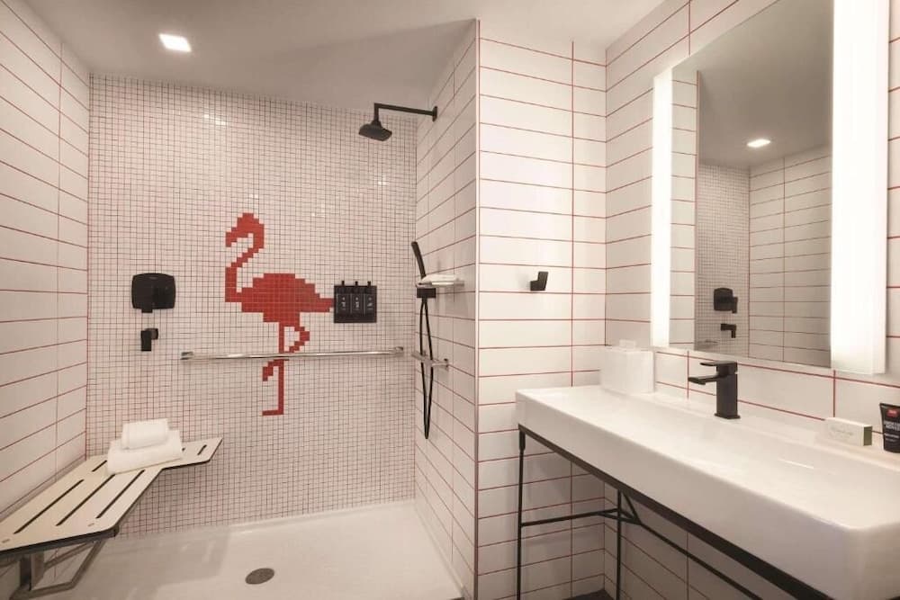 Kompose Boutique Hotel Miami Flughafen — 8