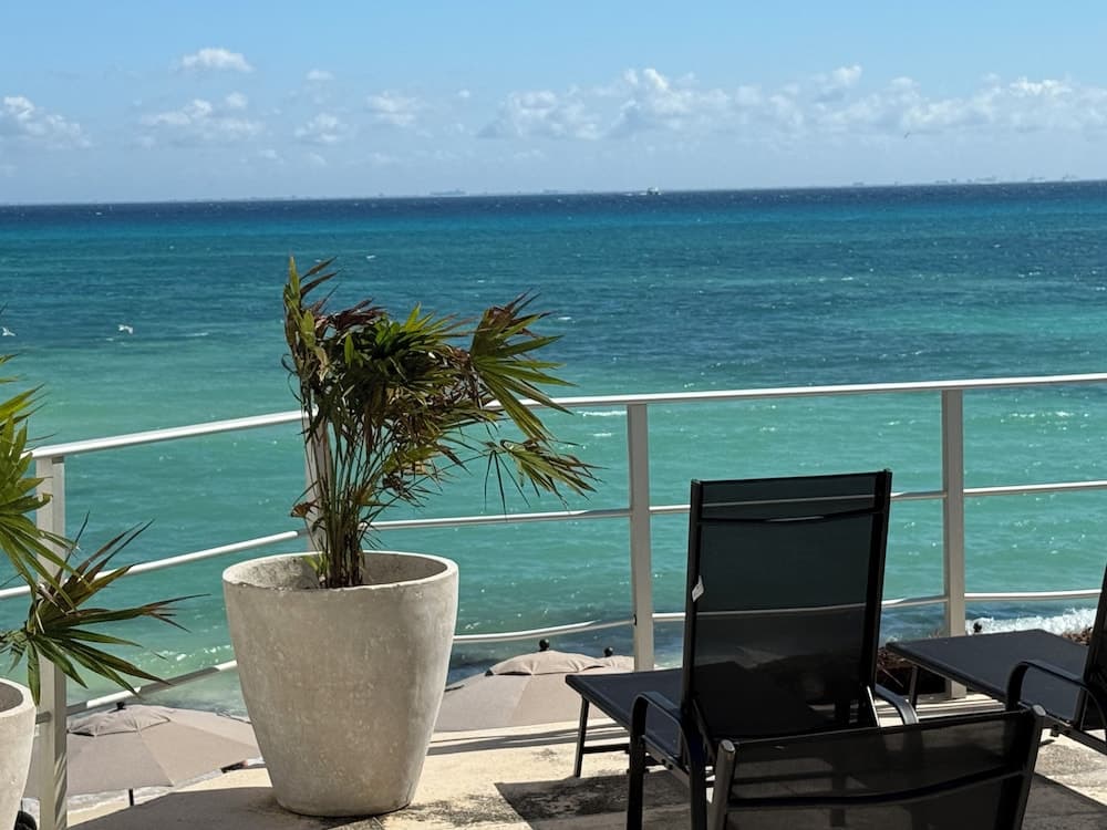 Luciana Hotel & Beach Club — 14