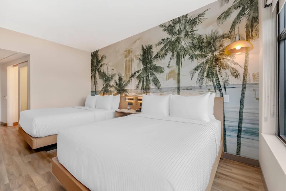 Cambria Hotel Tampa-Brandon — 13
