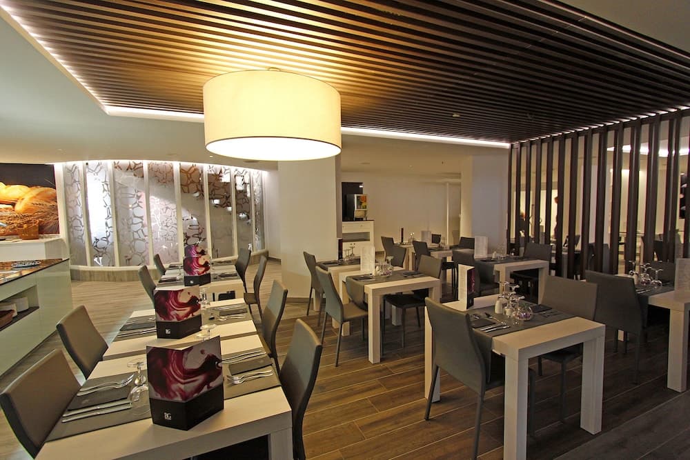 BG Hotel Pamplona — 30