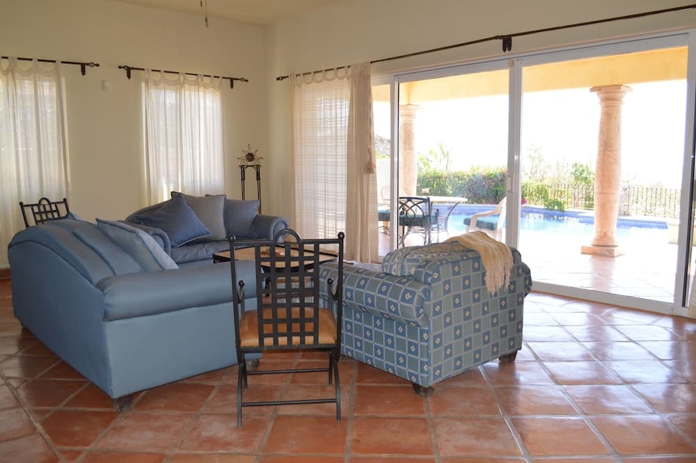 Cabo Vista — 9