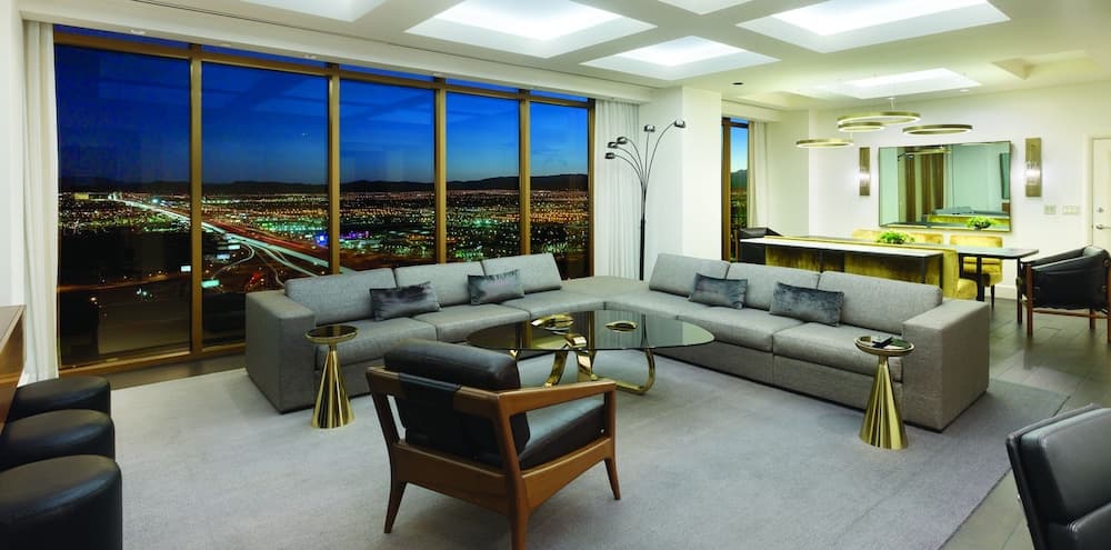 W Las Vegas — 13