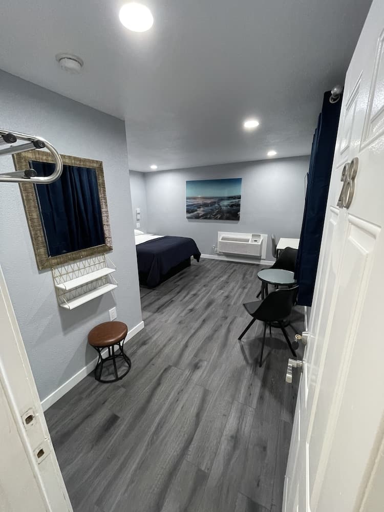 Perfect Inn Motel — 13