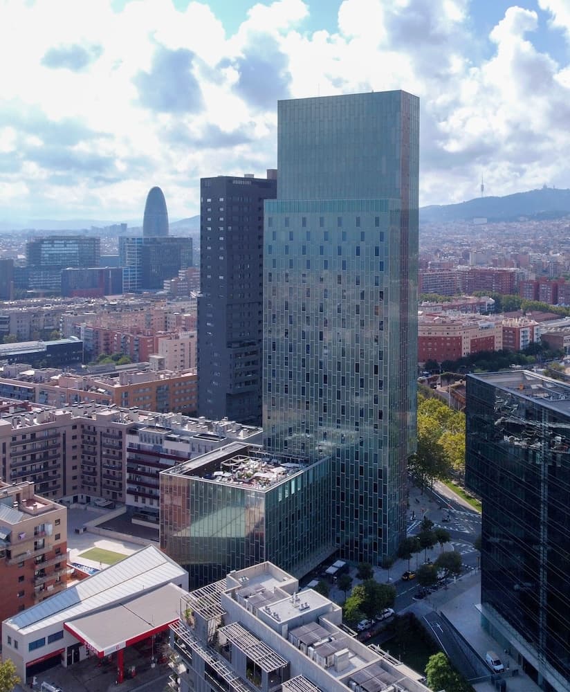 Melia Barcelona Sky — 11