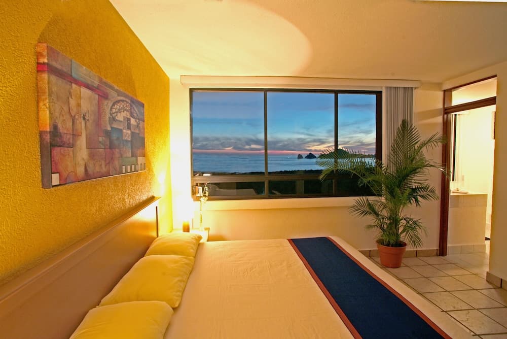 Sunrock Hotel and Suites — 12