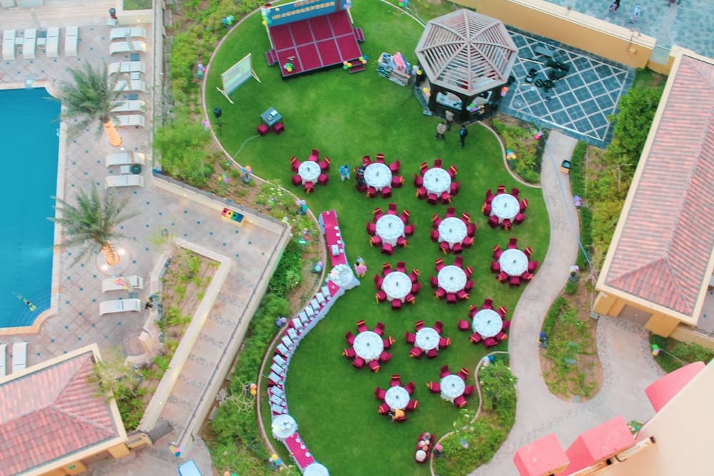 Ramada Hotel and Suites by Wyndham Dubai JBR — 10
