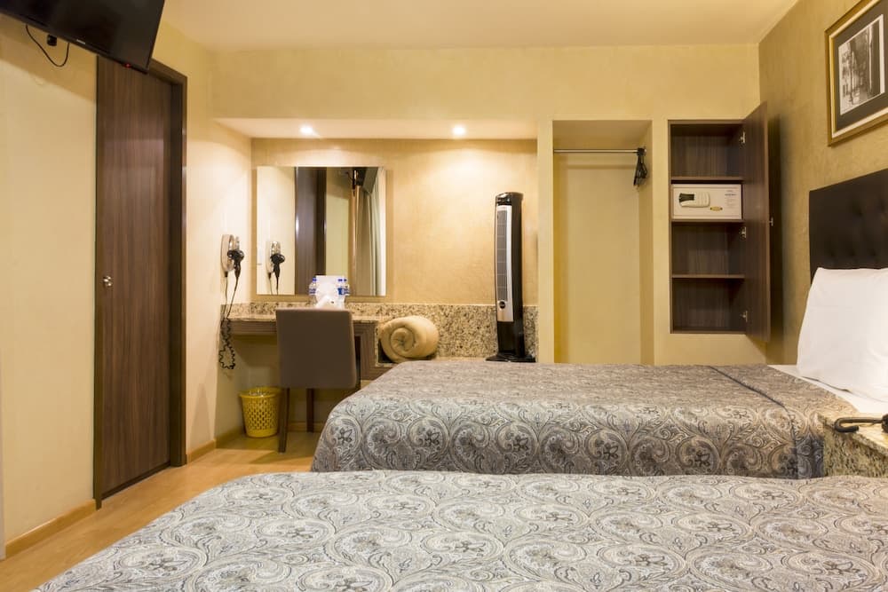 Hotel Castropol — 10