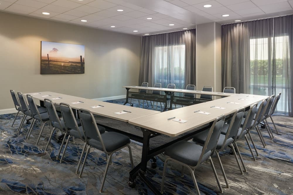 Fairfield Inn & Suites Orlando Int'l Drive/Convention Center — 11