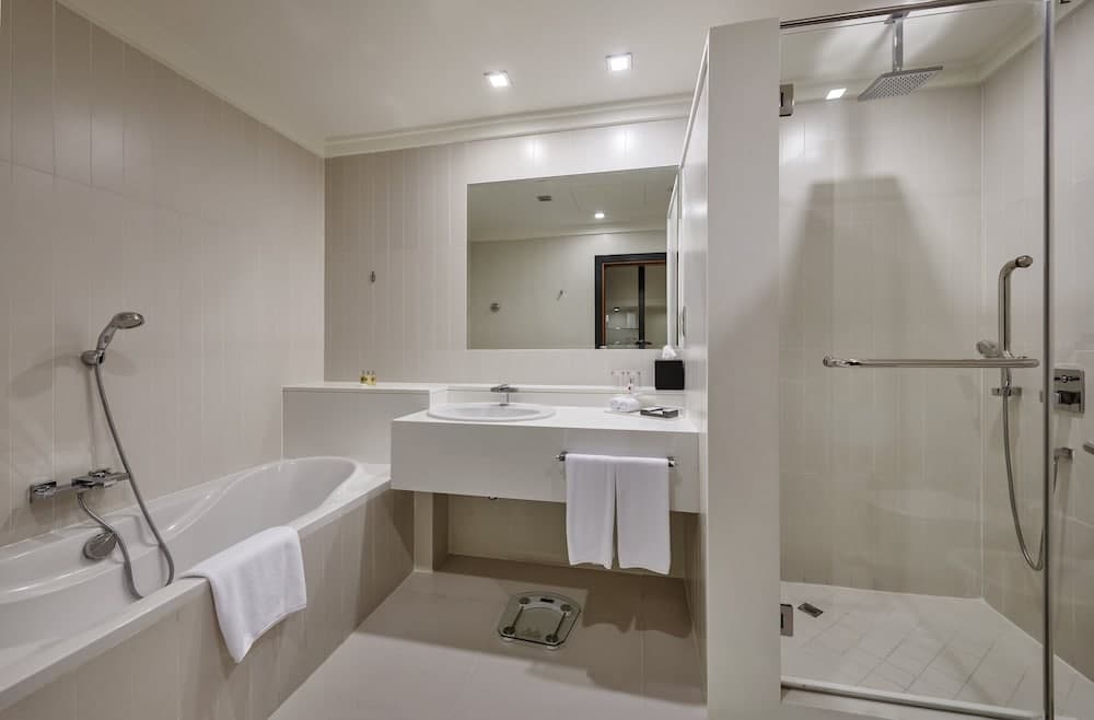 Millennium Airport Hotel Dubai — 2