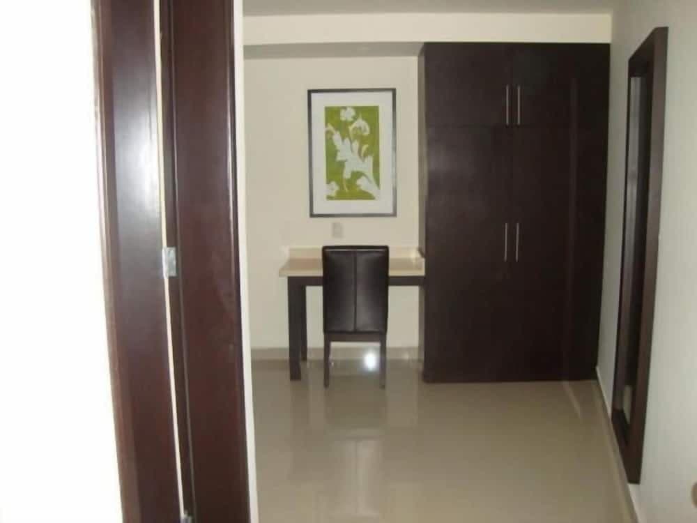 Maria Elena Hotel — 21