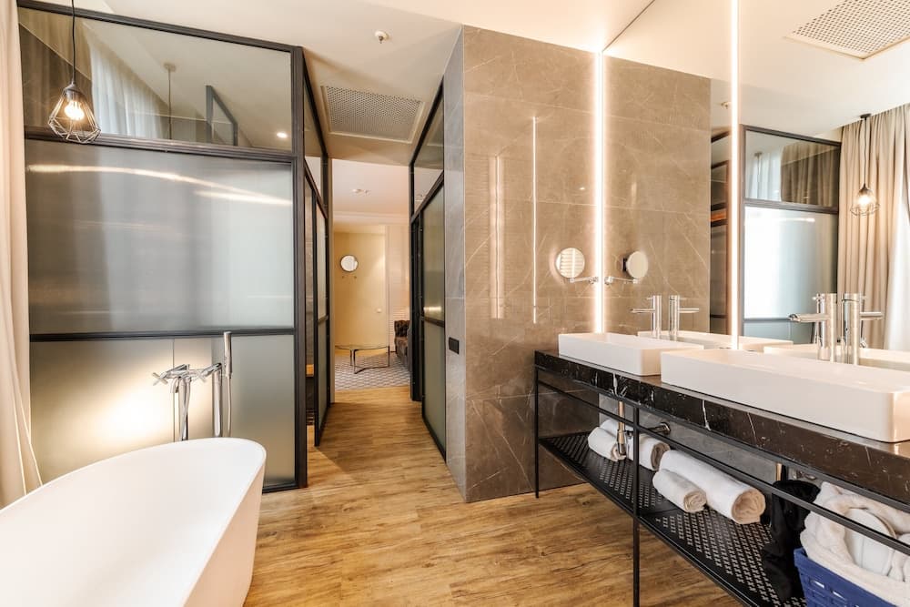 Pestana Plaza Mayor Madrid — 28